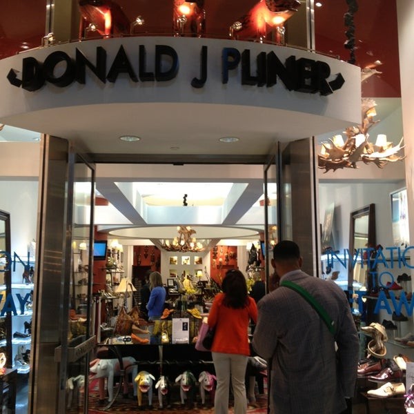 Donald J Pliner