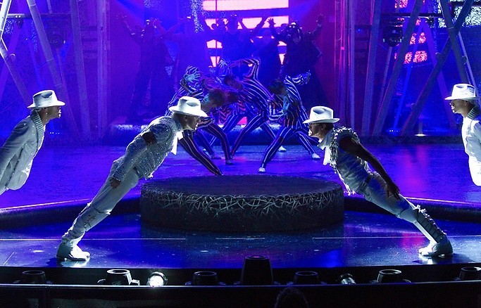 Michael Jackson ONE