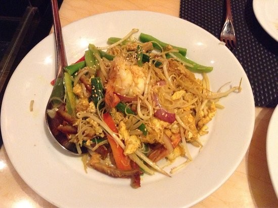 Red 8 Asian Bistro