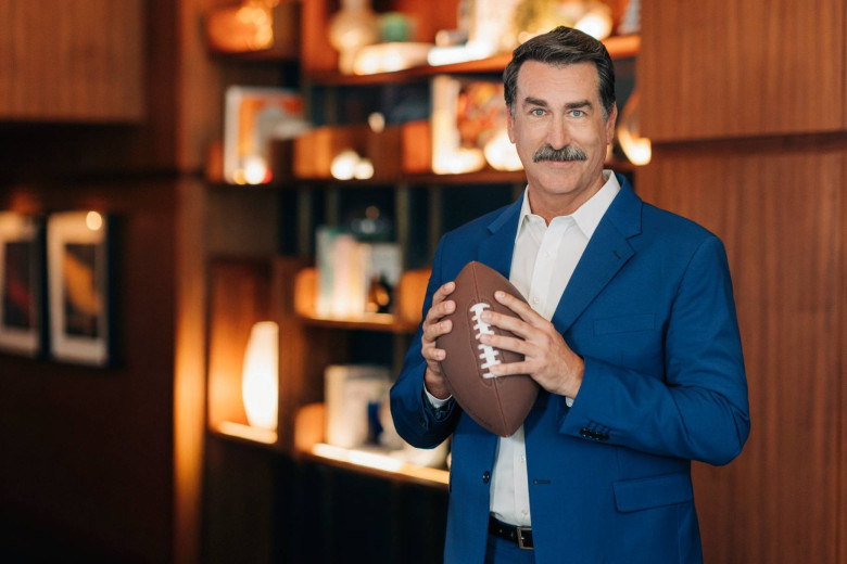 Rob Riggle Hosts Vegas Fantasy Draft at ARIA Sportsbook